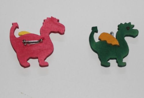 Anstecker Drache
